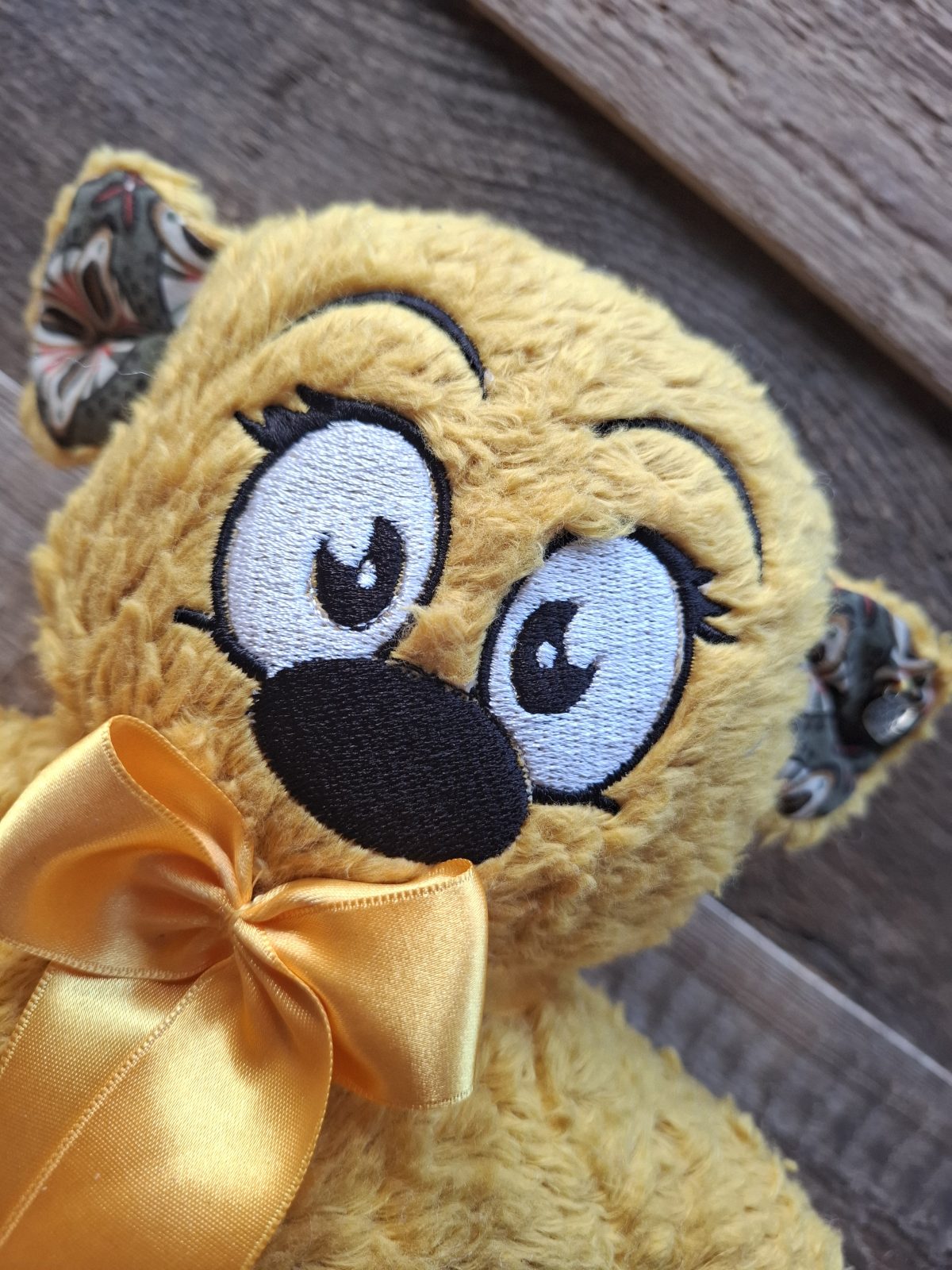 Dhoortje zorgenvriendje koppie oker geel Dhoortje verzwaringsknuffel Okergeel - Afbeelding 2